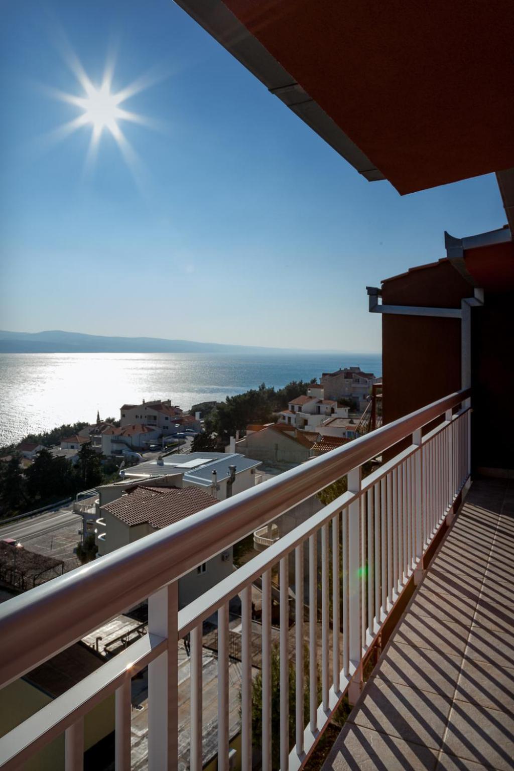 Apartments Toni Omiš Eksteriør bilde