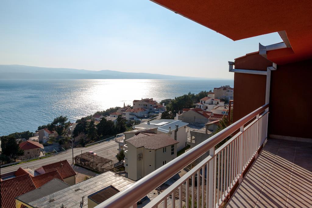 Apartments Toni Omiš Rom bilde
